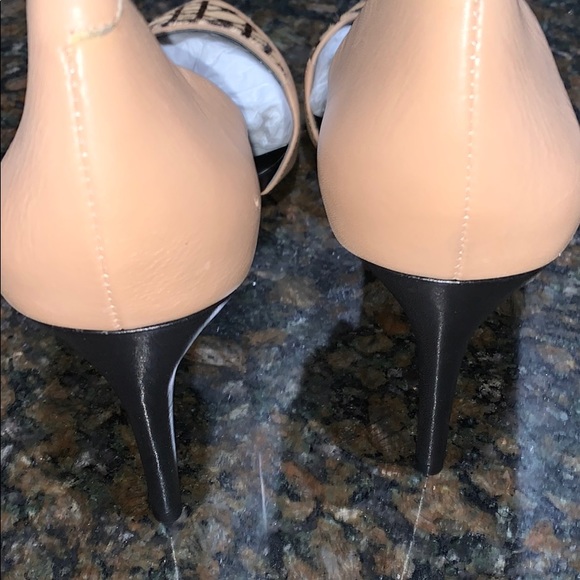 Brand New , Never worn Charles David shoes - Picture 3 of 8